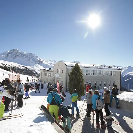 Du Prilet 3* Saint-Luc